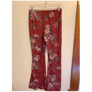 Stretch Floral Flare Leggings